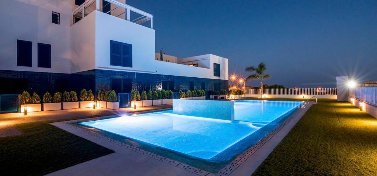 Luxury Apartment Turquesa Del Mar Alicante Exterior foto
